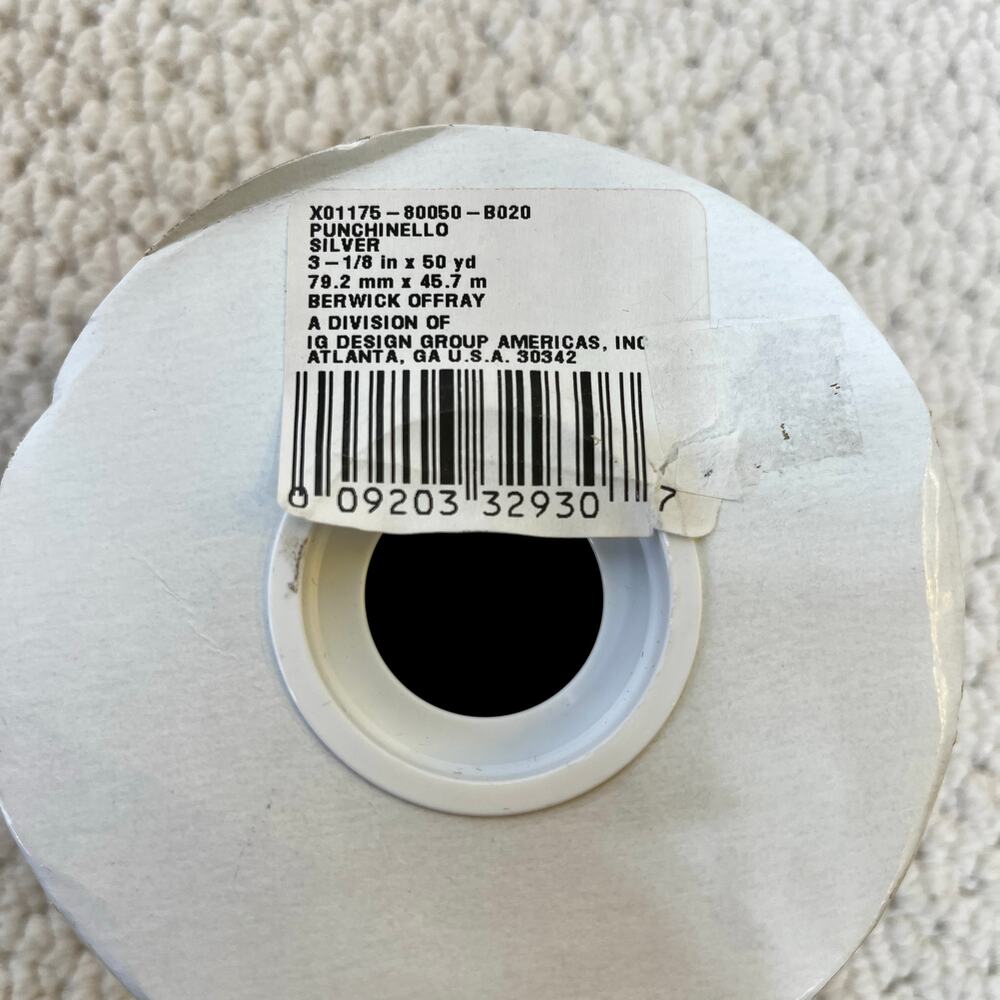 #40 Honeycomb Berwick Offray Punchinello Silver Metallic Ribbon 3 1/8" x 50 Yds - Picture 3 of 3